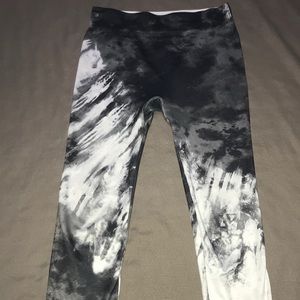marble leggings
